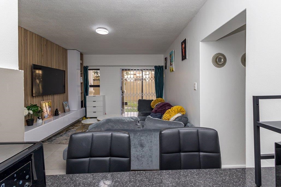 3 Bedroom Property for Sale in Parklands Western Cape